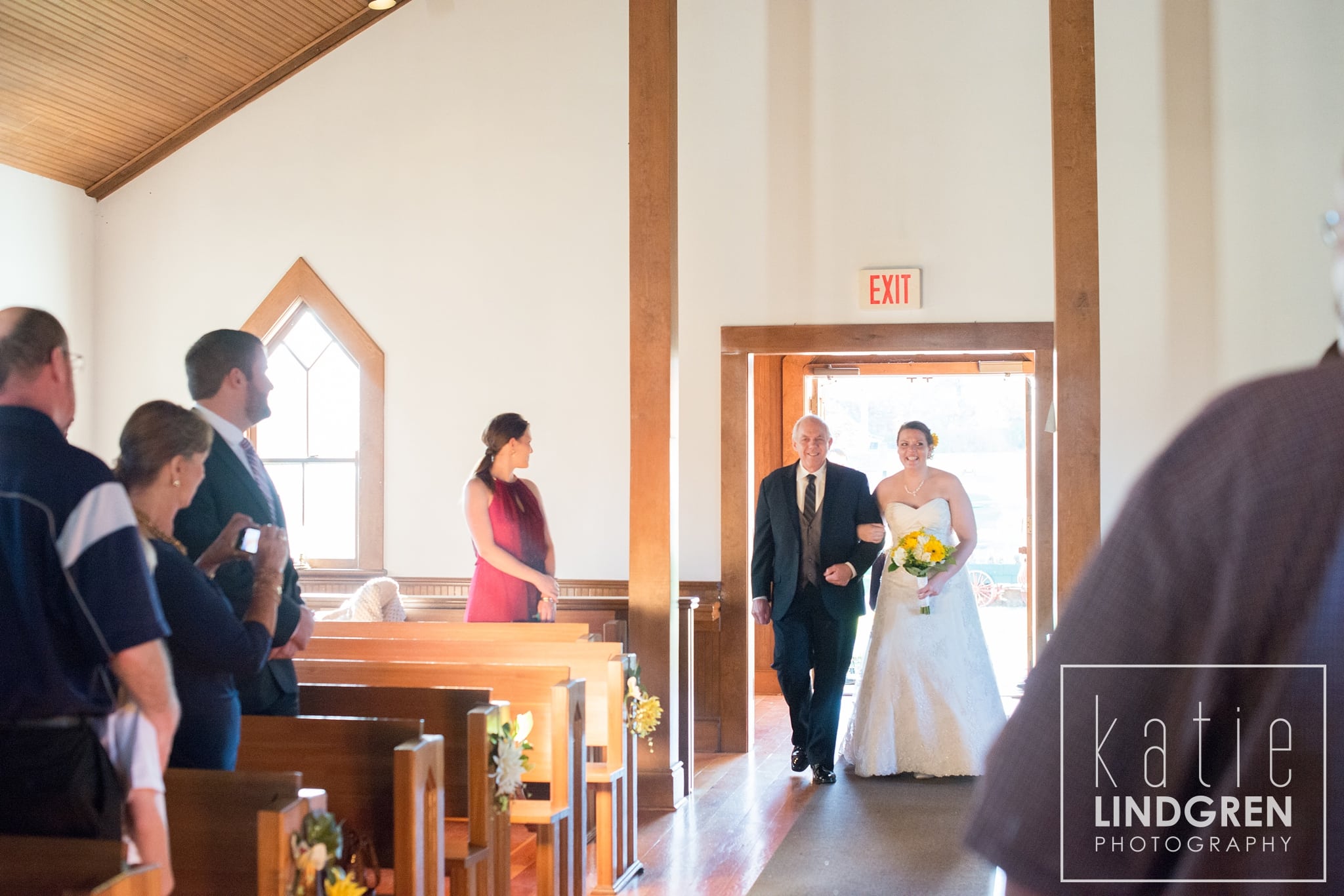 Stephanie And Nick Living History Farms Wedding Des Moines Area Wedding Photography Katie