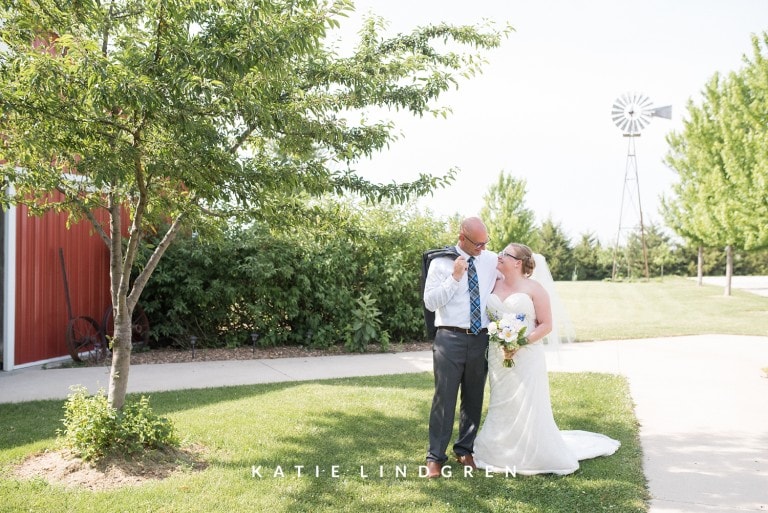 Becca & Beau | Snus Hill Winery Wedding